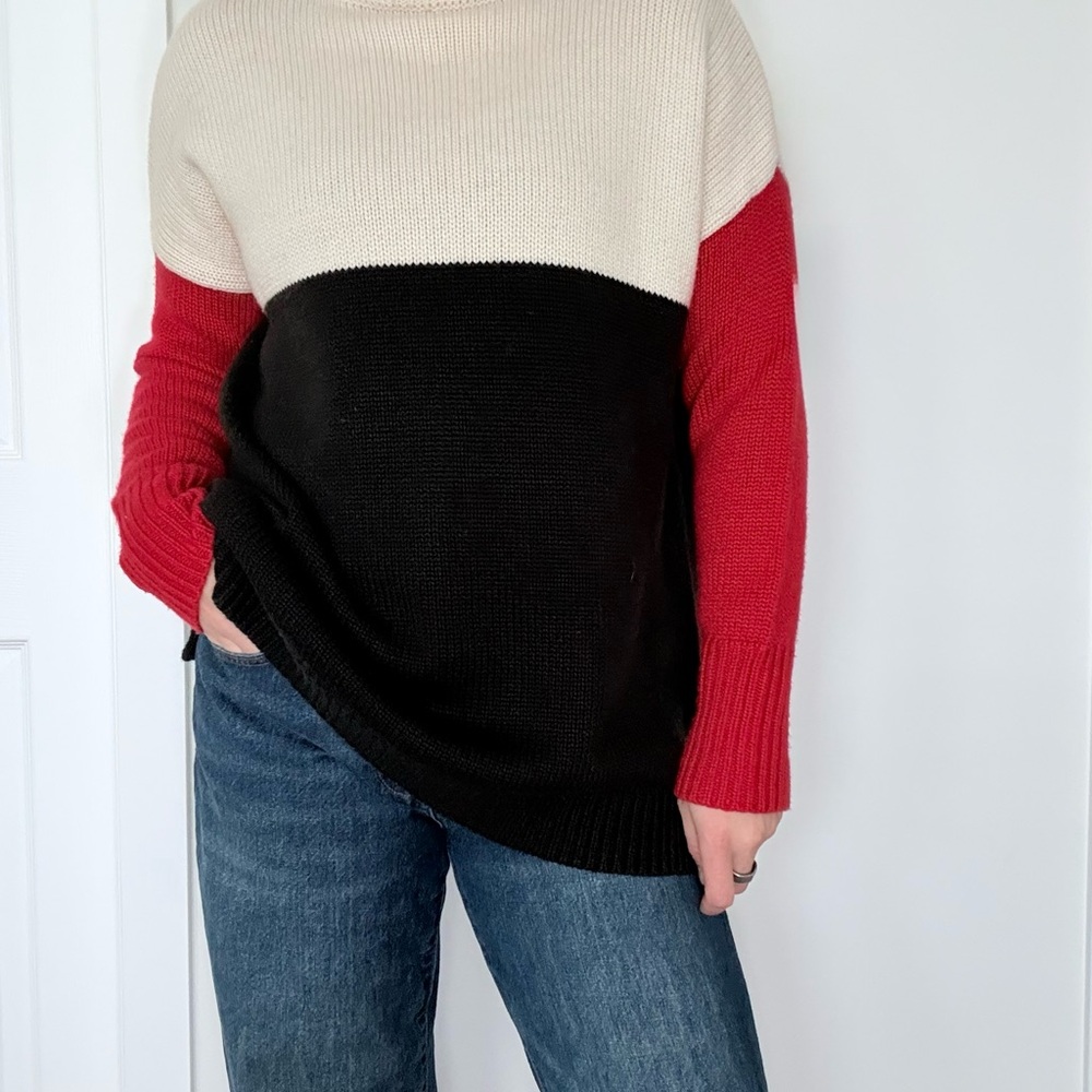 525 America Red, Black, and Cream Turtleneck Sweater